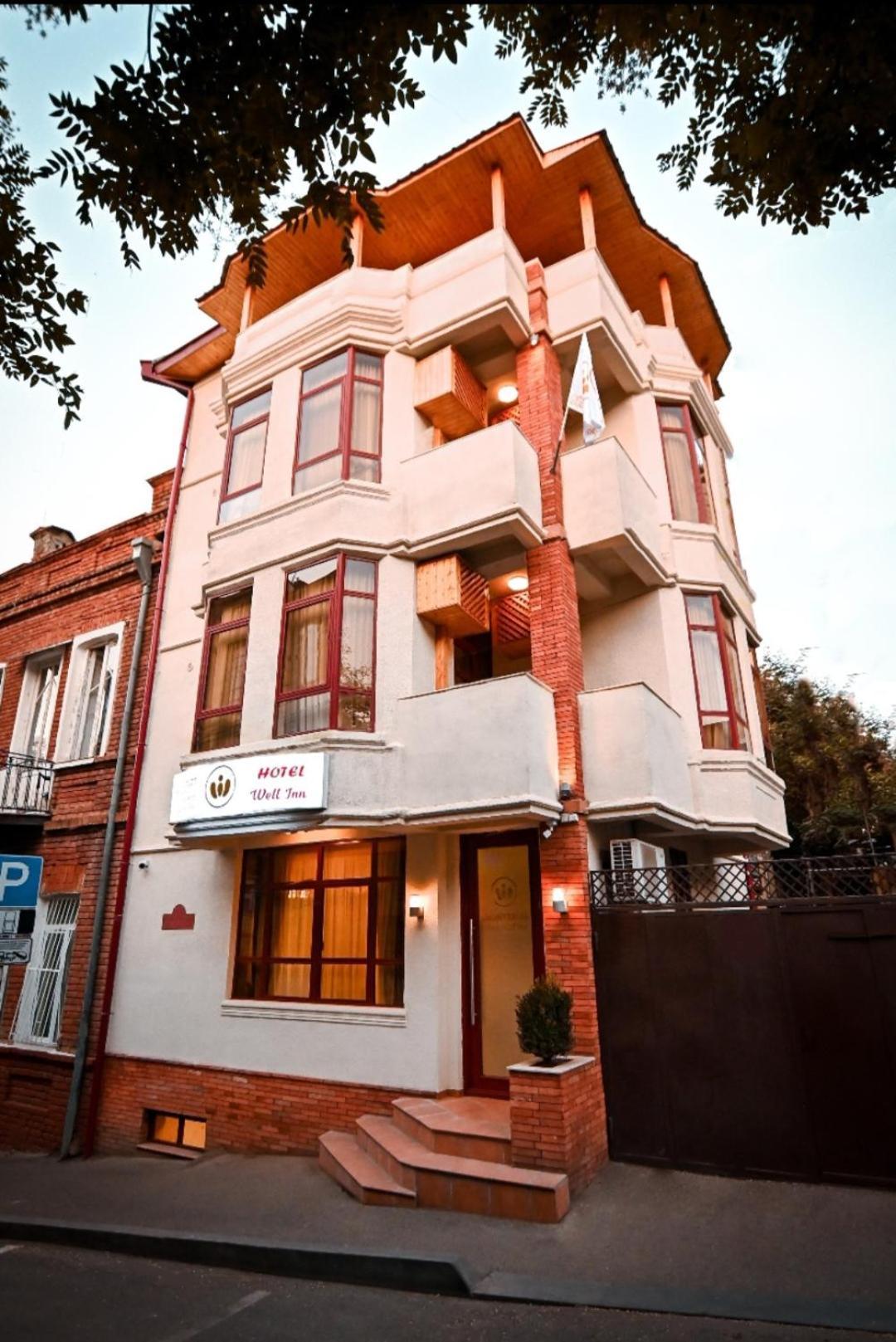 Hotel Well Inn Tbilisi Bagian luar foto